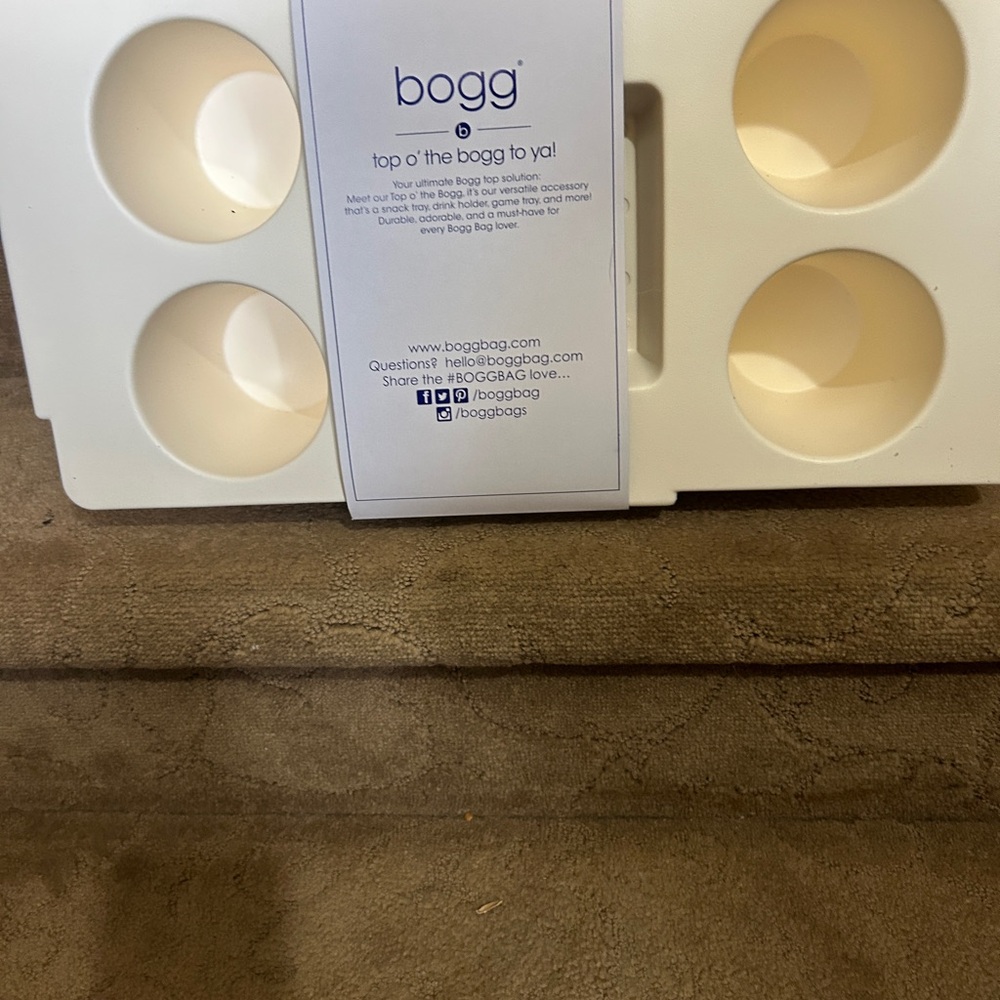 - NWT COCONUT BOGG BAG TOPPER